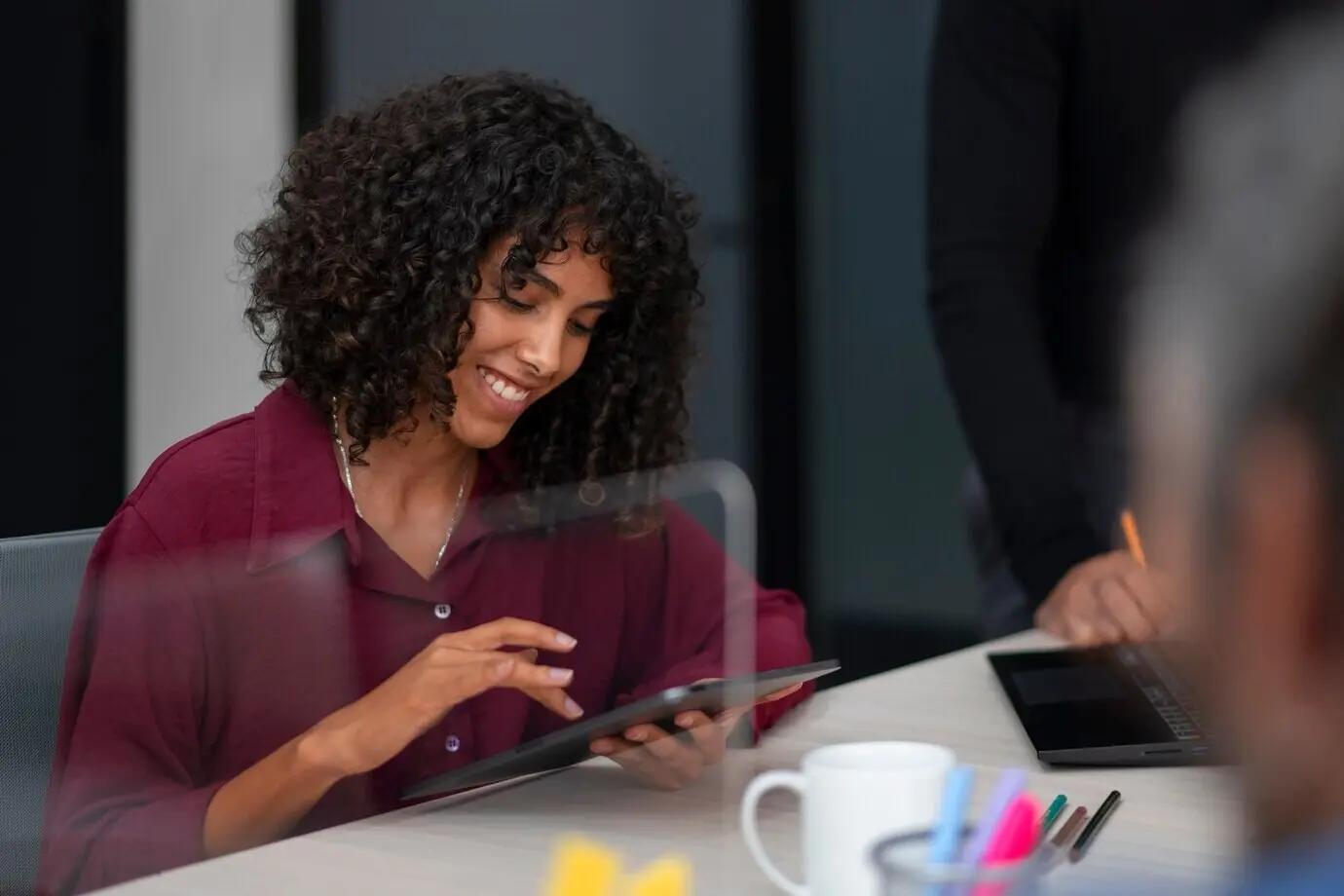 Hispanische Geschäftsleute mittleren Alters